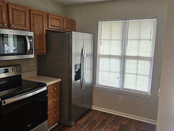 3rd image of 115 Summerwood Dr #115