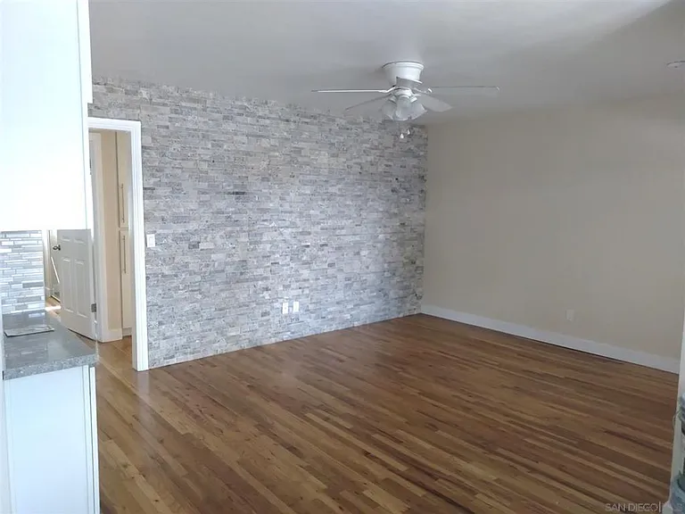 4608 Marlborough Dr — Photo 5