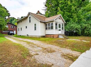 85 Park St, Essex Junction, VT 05452