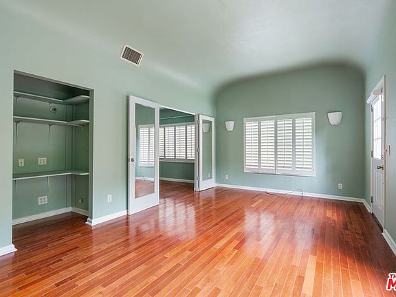 4th image of 7273 Fountain Ave