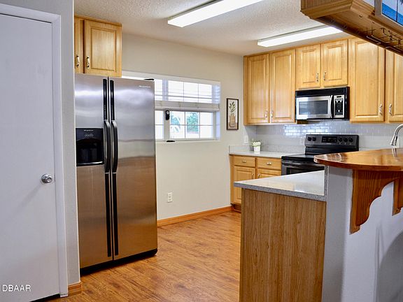 5th image of 405 N Cherry St #0