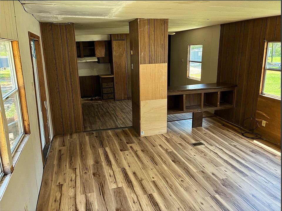 2nd image of 50 Short St #Oc-18