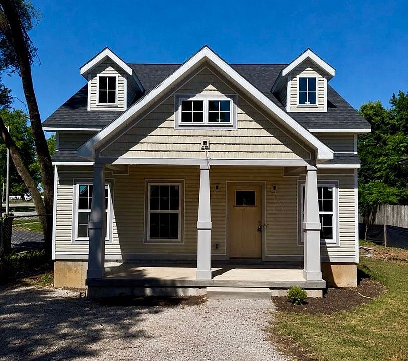 1st image of 505 Ingleside Dr #505