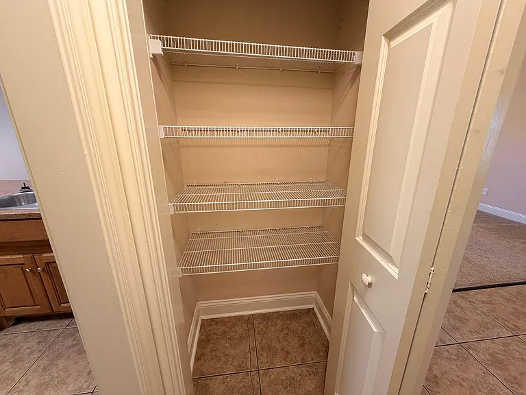 4901 Liberty Cir — Photo 10