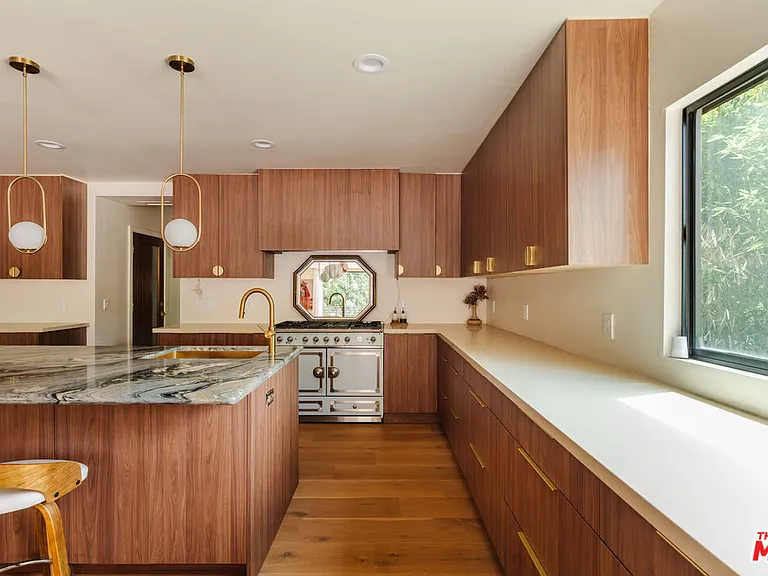 12220 Benmore Ter — Photo 12