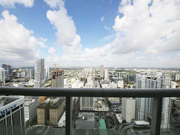 5th image of 50 Biscayne Bl #2207