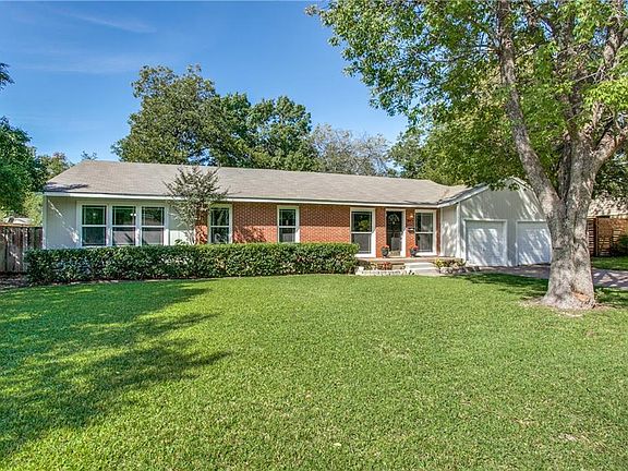 2nd image of 9923 Kilarney Dr