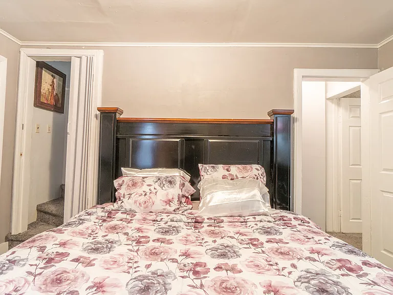 39 Rose St — Photo 13