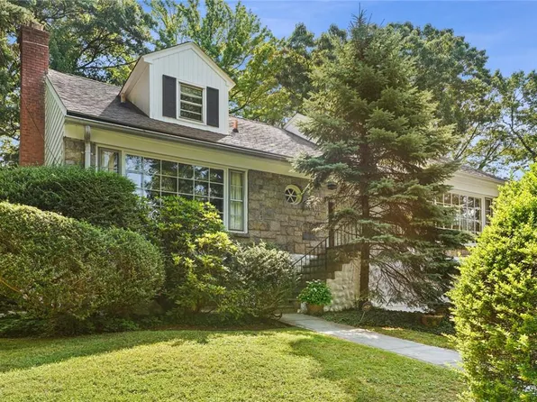 36 Devon Road, Bronxville, NY 10708