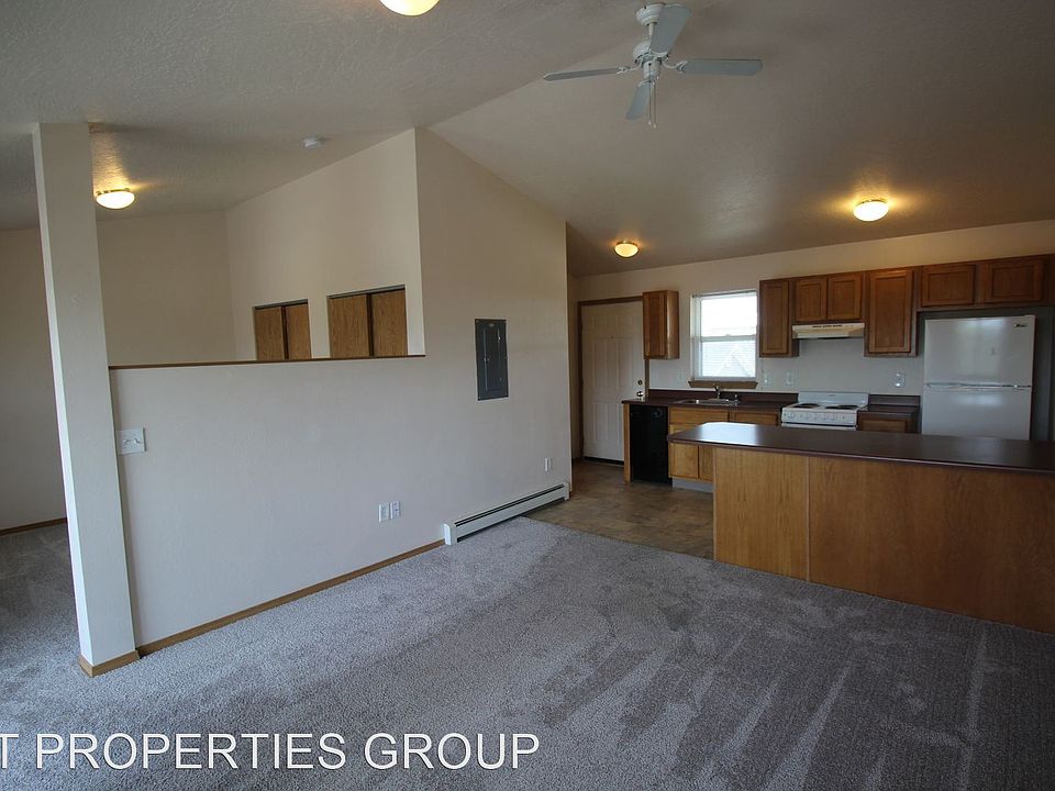 1st image of 1101 N Russell St APT 306
