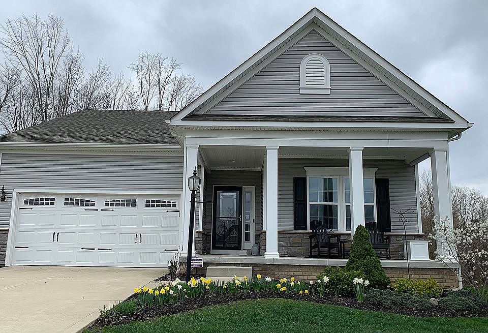 1st image of 535 Sheffield Ct