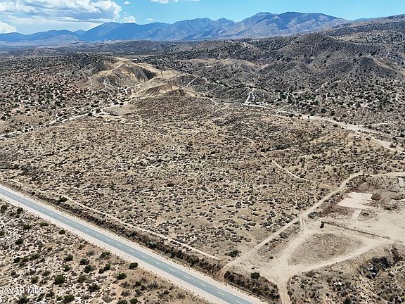 4th image of Mount Emma Rd