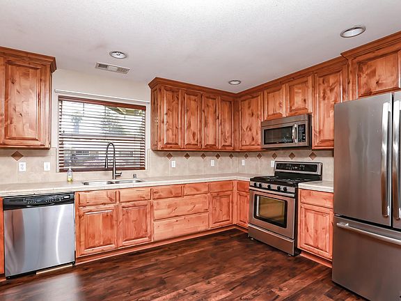 2nd image of 236 Gurnsey Dr