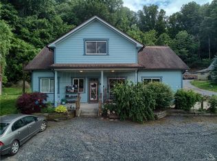 626 Old Lytle Cove Rd, Swannanoa, NC 28778
