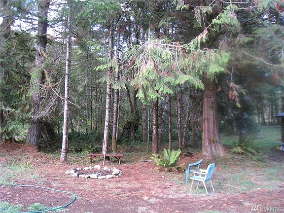 4th image of 256 Creekwoods Dr