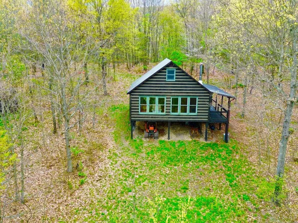 500 N Woodcock Valley Rd, Hopewell, PA 16650