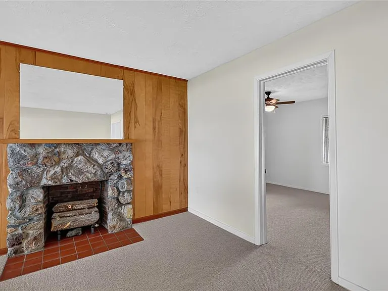 767 Edison Rd — Photo 32