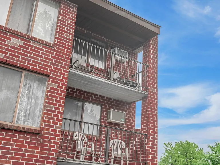 Saratoga Place — Photo 25
