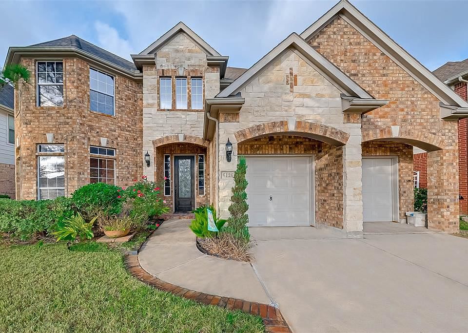 1st image of 6126 Vadini Shores Ln