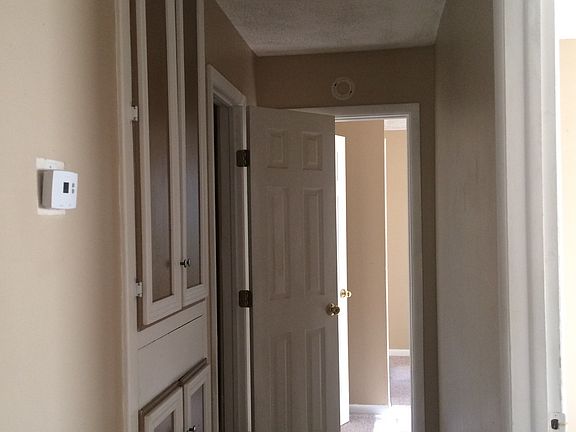 5th image of 2117 S 33rd St