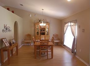 4th image of 1509 W Noon Pl