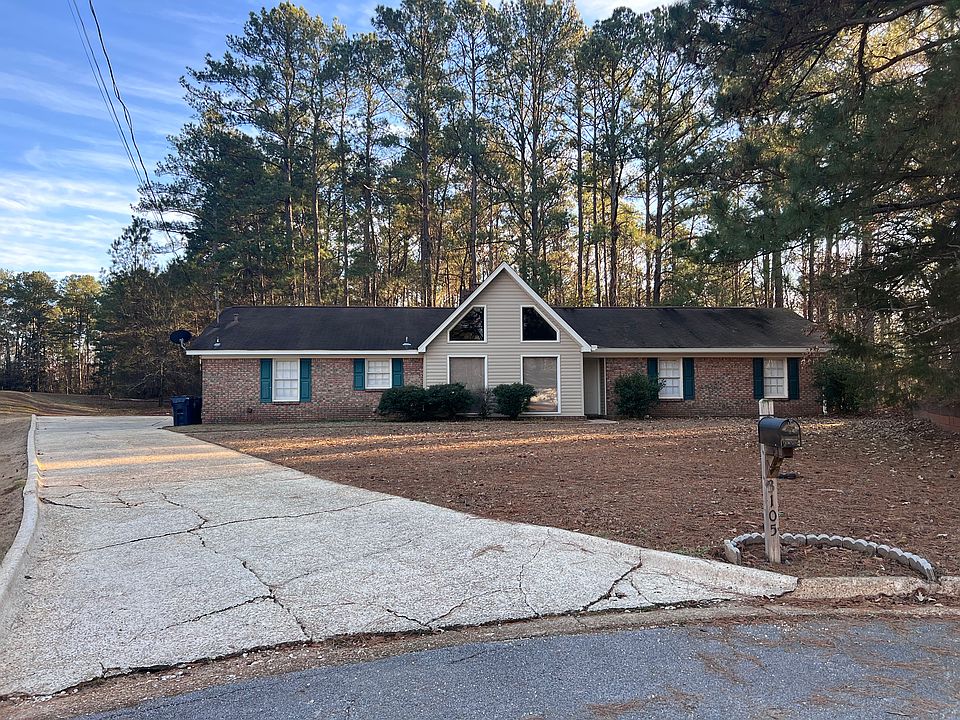 1st image of 3105 Killarney Ln