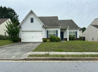 4160 Lindbergh Way, Rex, GA 30273