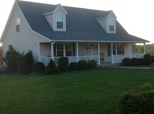 536 Hartzell School Rd, Fombell, PA 16123