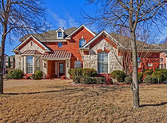 2nd image of 3225 Summerfield Dr