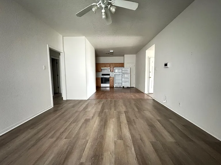 3202 Toledo Dr #A — Photo 2
