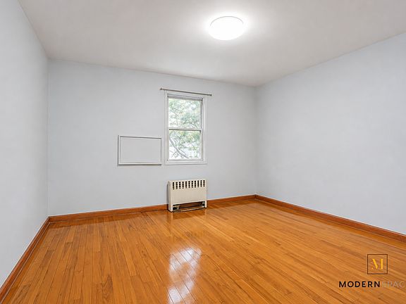 5th image of 5-29 50th Ave #2C