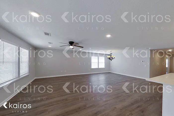 13 Cottage Grove Dr — Photo 12