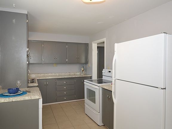 5th image of 665 10th St