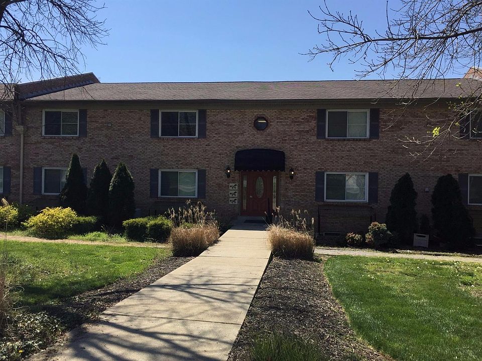 1st image of 828 Malabu Dr APT 311