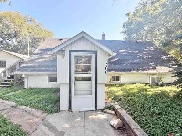 300 N Railroad Ave, Murray, NE 68409