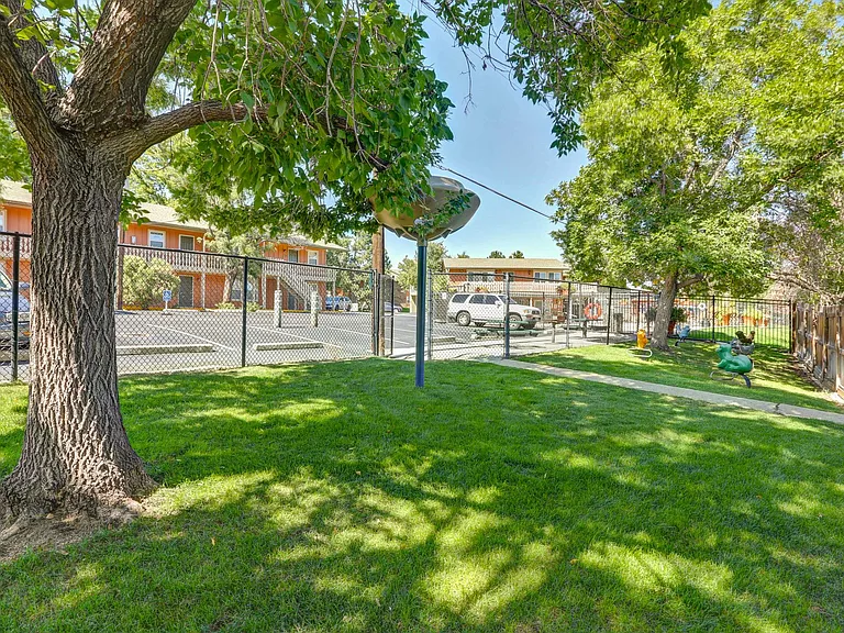 Edelweiss Apartments — Photo 5