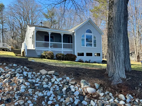 64 W Shore Drive, Poland, ME 04274