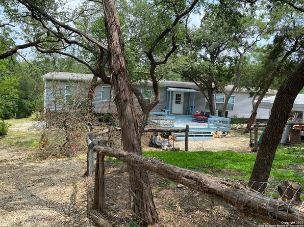 7257 HEUERMANN RD, San Antonio, TX 78256