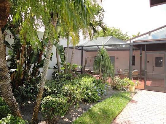 1st image of 5280 Stonybrook Dr