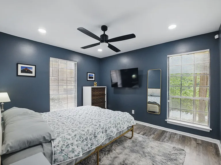 2805 NE Expy NE #B1 — Photo 7