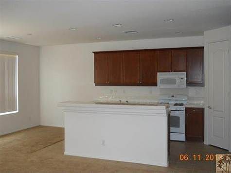 3rd image of 66211 N Agua Dulce Dr