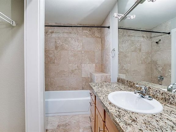 3rd image of 4777 Cedar Springs Rd APT 9F