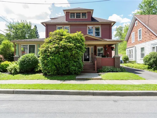 11 W End Ave, Oneonta, NY 13820