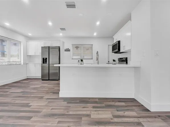 1030 NW 23rd Way, Fort Lauderdale, FL 33311