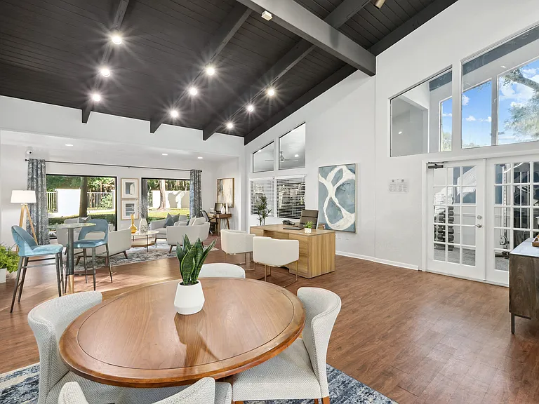 The Pointe at Carrollwood — Photo 22