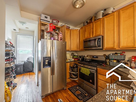 3rd image of 1720 W Beach Ave #2