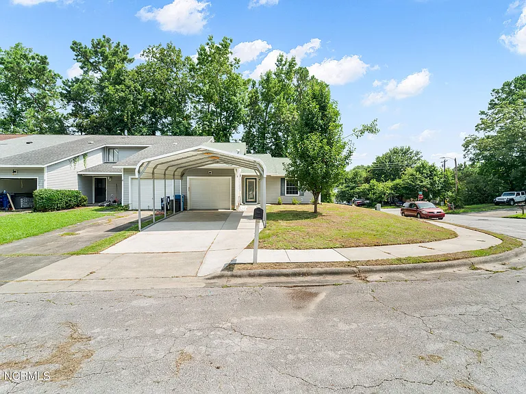 1 S Onsville Pl — Photo 22