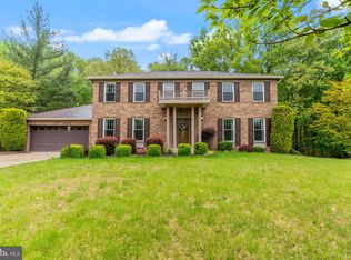 500 Hadrian Ln, Fort Washington, MD 20744