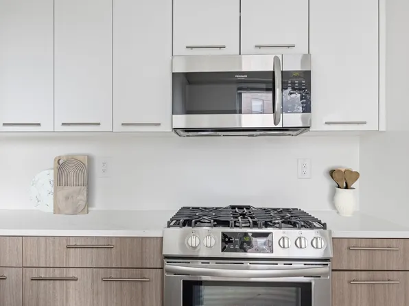 104-60 Queens Boulevard image 1 of 23