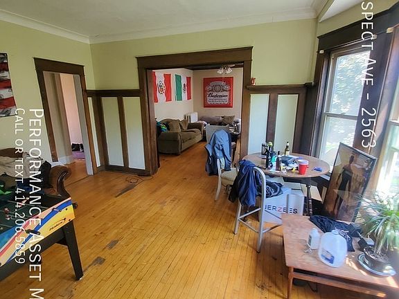 3rd image of 2561 N Prospect Ave #2563
